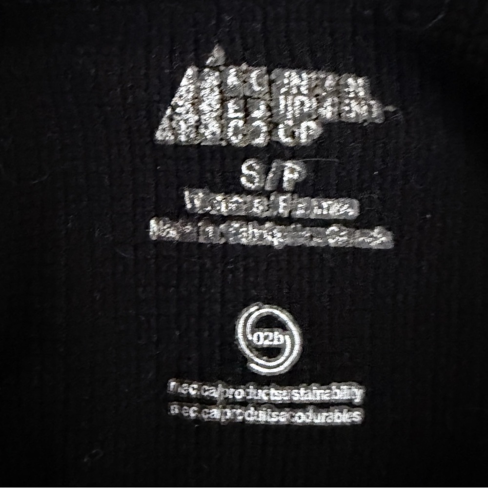 MEC Black Recycled Performance Turtleneck Base Layer Minimalist Outdoor s/p - Picture 7 of 12